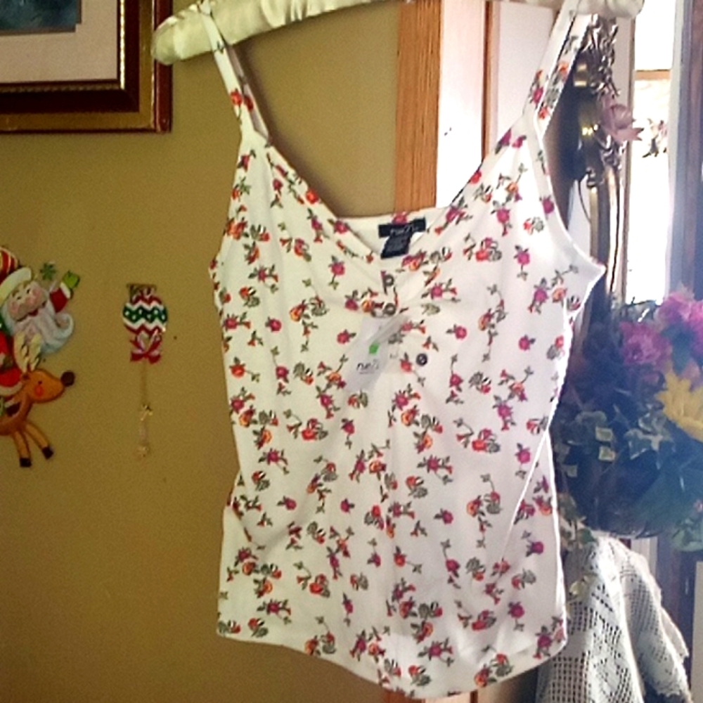 Rue 21 floral tank